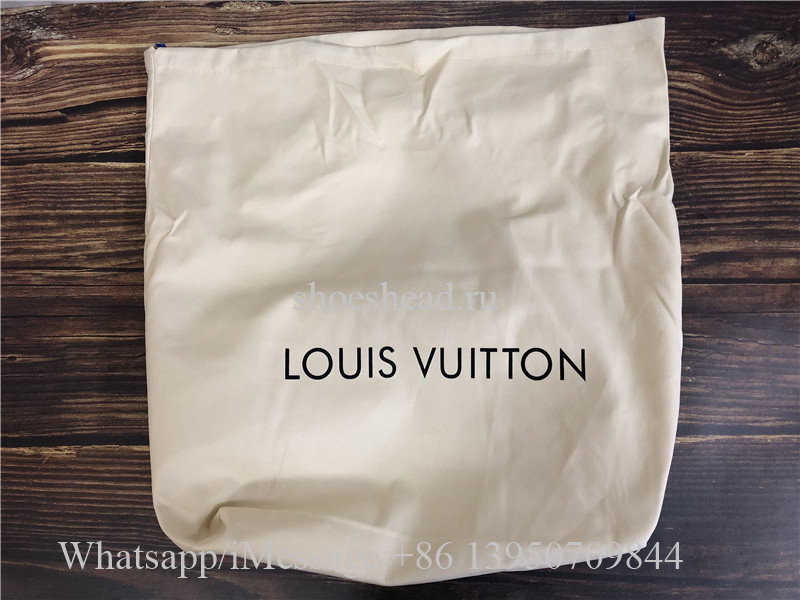 Original Quality Louis Vuitton LV On My Side Handbag M53826