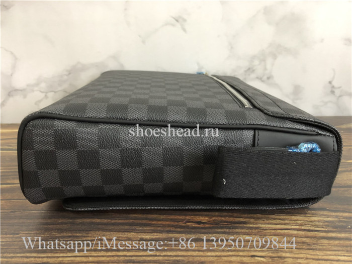 Original Louis Vuitton Damier Graphite District GM Messenger Bag