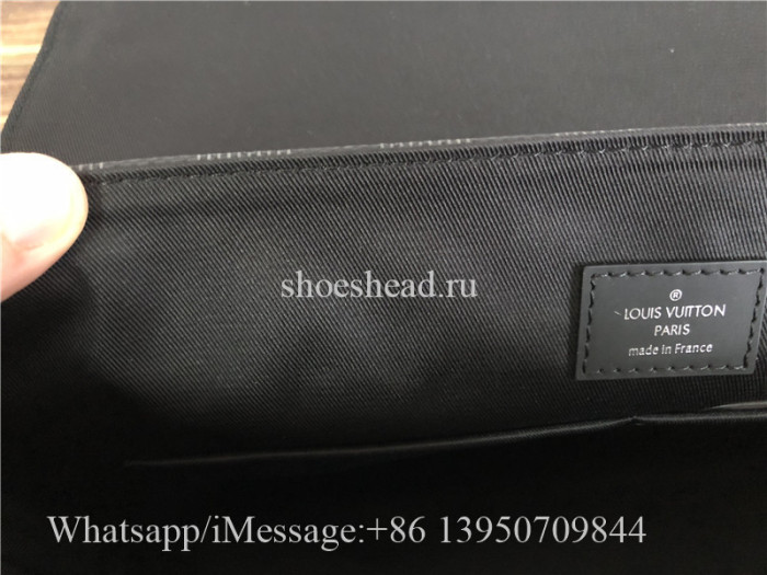 Original Louis Vuitton Damier Graphite District GM Messenger Bag