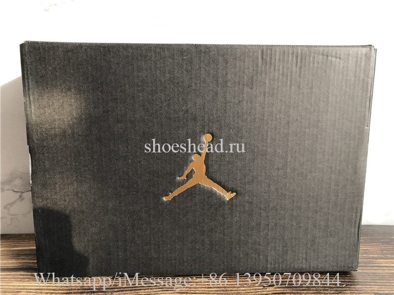 Air Jordan 1 Retro Low OG Banned Bred