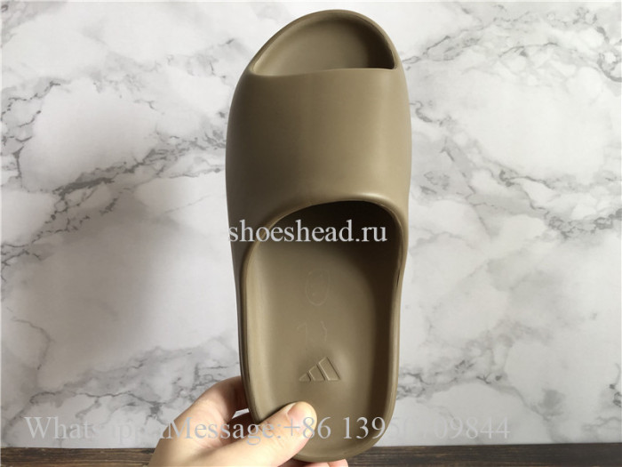 Yeezy Slide Earth Brown FV8425