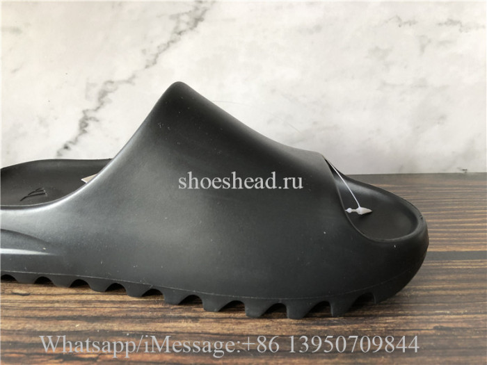 Yeezy Slide Black FX0495