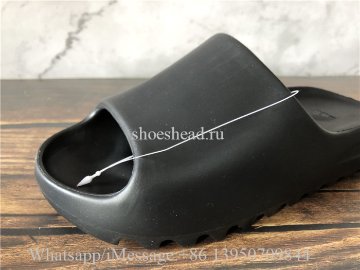 Yeezy Slide Black FX0495