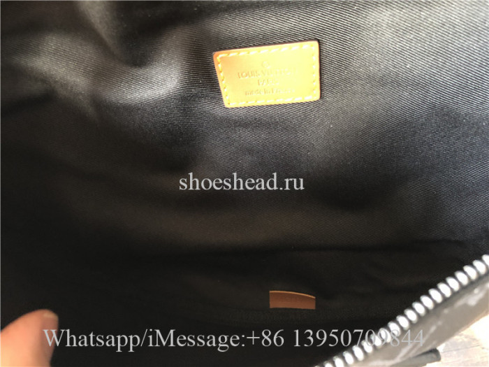 Original  Louis Vuitton Discovery Bumbag Monogram Eclipse Canvas Bag