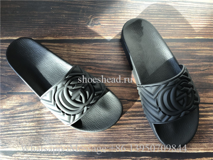 Gucci Matelassé Rubber Slide