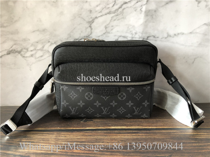 Original Quality Louis Vuitton Outdoor Messenger Bag M30233