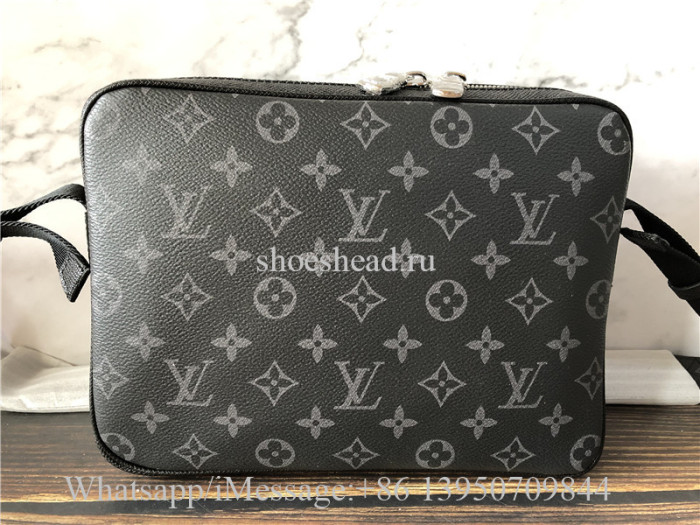 Original Quality Louis Vuitton Outdoor Messenger Bag M30233