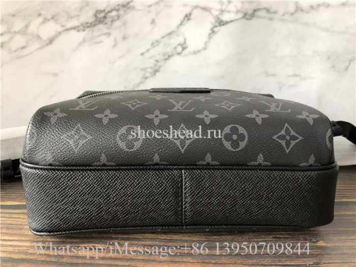 Original Quality Louis Vuitton Outdoor Messenger Bag M30233