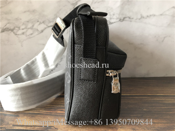 Original Quality Louis Vuitton Outdoor Messenger Bag M30233