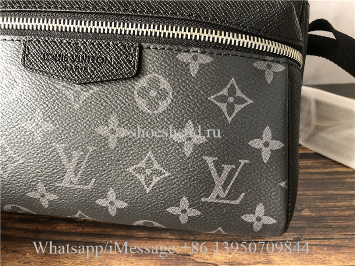 Original Quality Louis Vuitton Outdoor Messenger Bag M30233