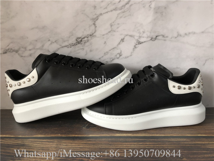 Super Quality Alexander McQueen Oversized Sneaker Black With Rhinestone Back
