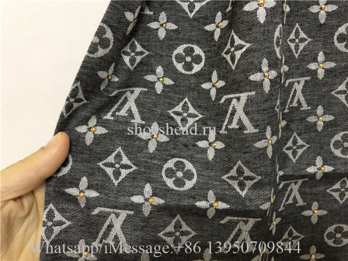 Louis Vuitton Grey Scarf