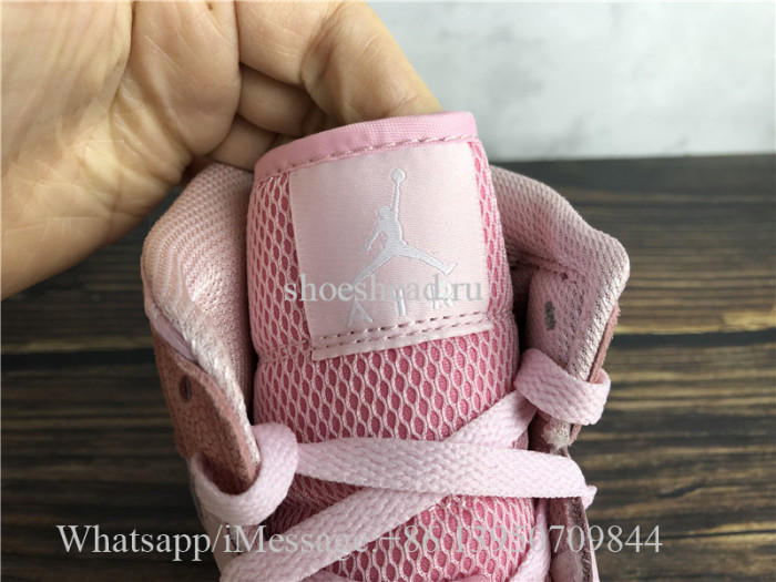 Air Jordan 1 Mid WMNS Digital Pink
