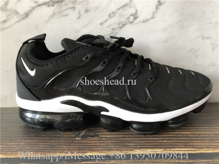 Nike Air VaporMax Plus Black White