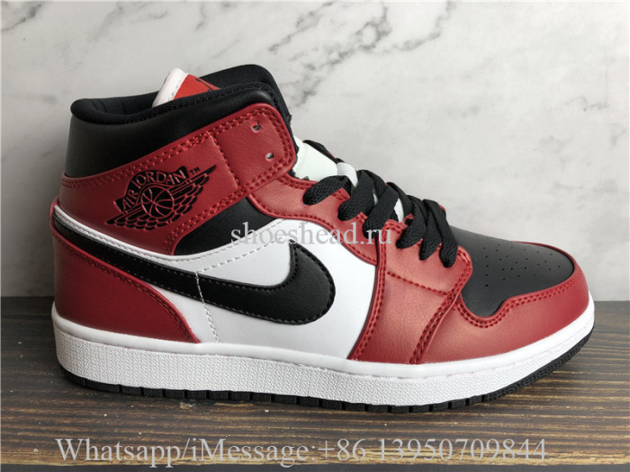 Air Jordan 1 Retro Mid Chicago Black Toe