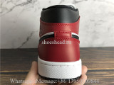 Air Jordan 1 Retro Mid Chicago Black Toe