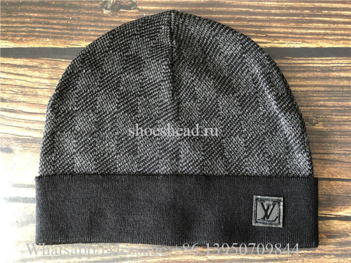 Louis Vuitton Damier Grey Scarf & Hat