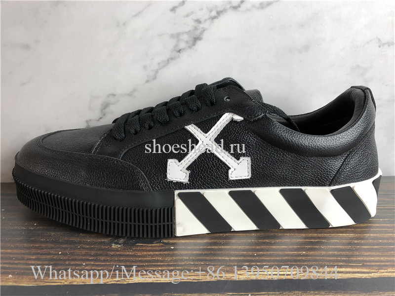 Off White Vulcanized Low Leather Trainers Black White