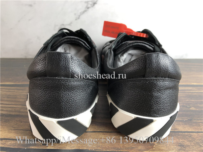 Off White Vulcanized Low Leather Trainers Black White