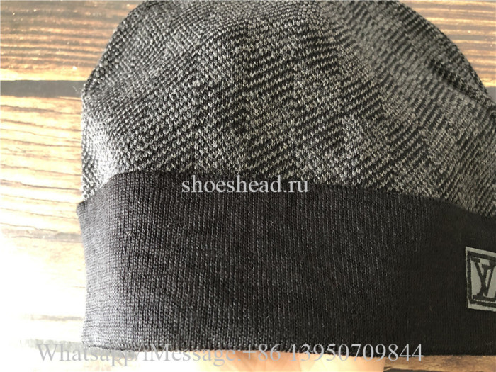 Louis Vuitton Damier Grey Scarf & Hat