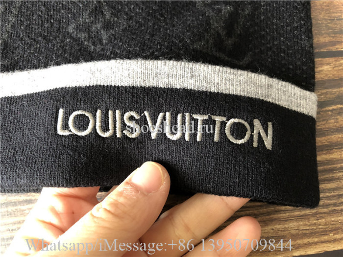 Louis Vuitton Scarf & Hat Black