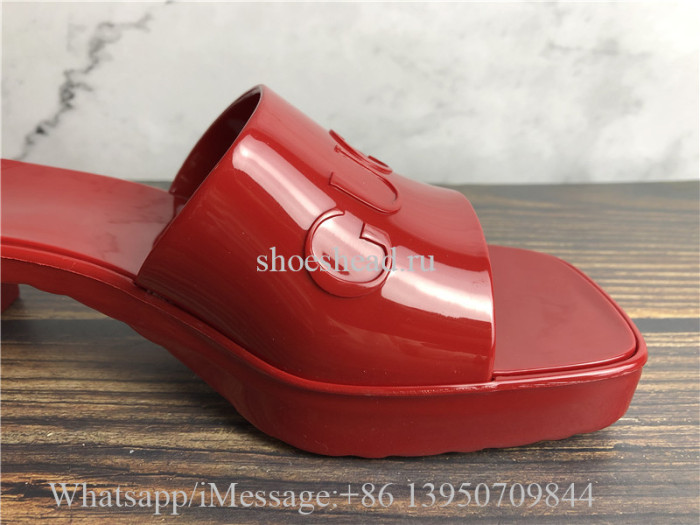 Gucci Slide Sandal With Gucci Logo Red Rubber
