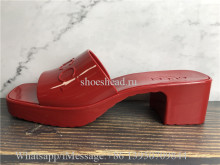 Gucci Slide Sandal With Gucci Logo Red Rubber