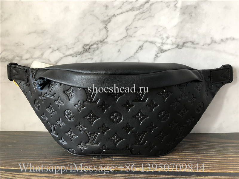 Original Louis Vuitton Discovery Bumbag M44388