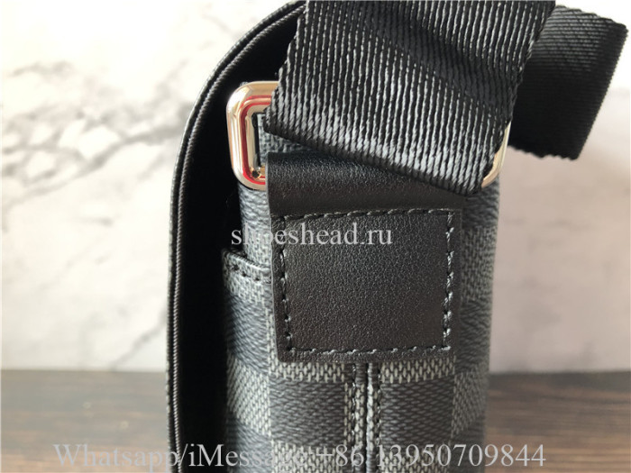 Original Louis Vuitton District PM Messenger Bag N40349