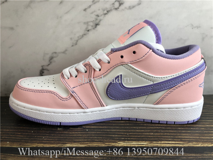 Air Jordan 1 Low SE Arctic Punch