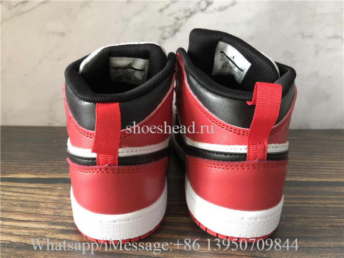 Kid Air Jordan 1 Retro High Chicago Child Sneaker
