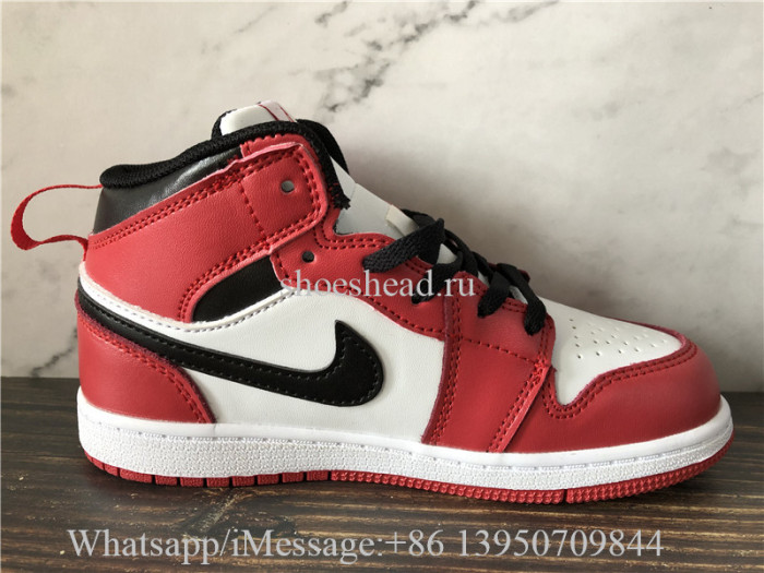 Kid Air Jordan 1 Retro High Chicago Child Sneaker