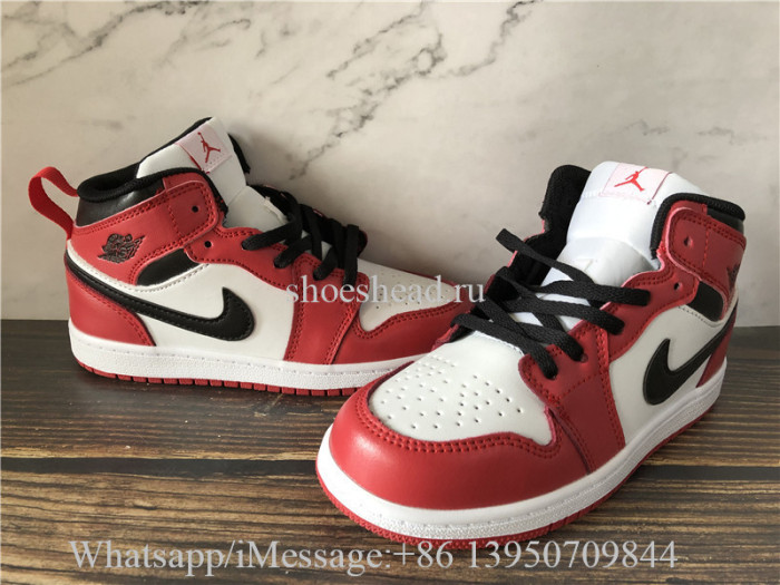 Kid Air Jordan 1 Retro High Chicago Child Sneaker