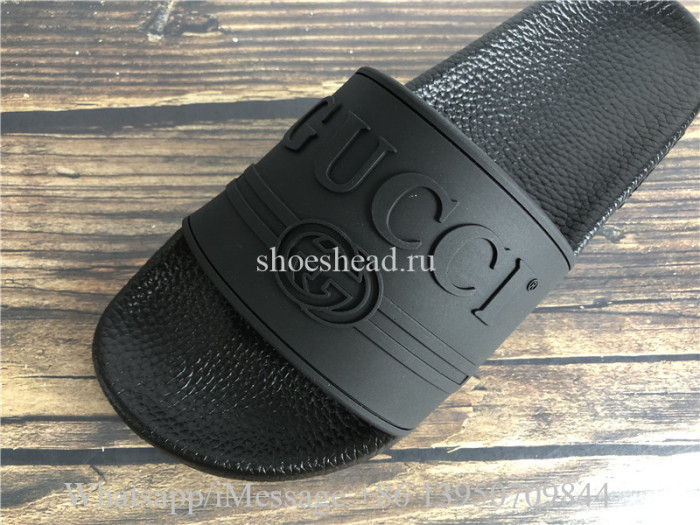 Gucci Pursuit Logo Rubber Pool Slides Black