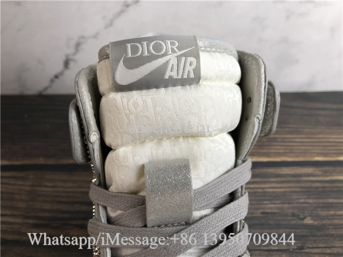 Air Jordan 1 Retro High High Dior Glitter