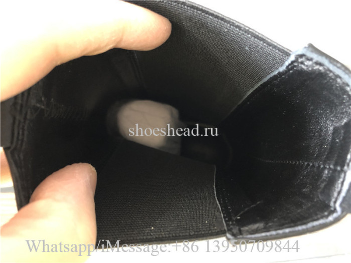 Bottega Veneta Women's Black Bv Tire Leather Chelsea Boots