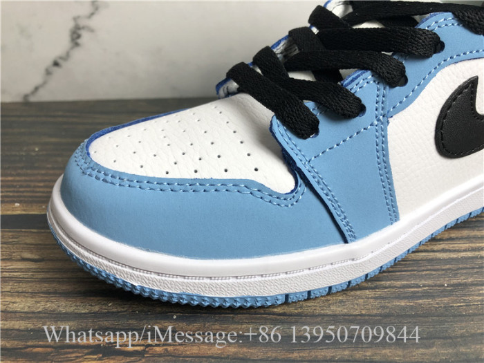 Air Jordan 1 Mid University Blue Kid