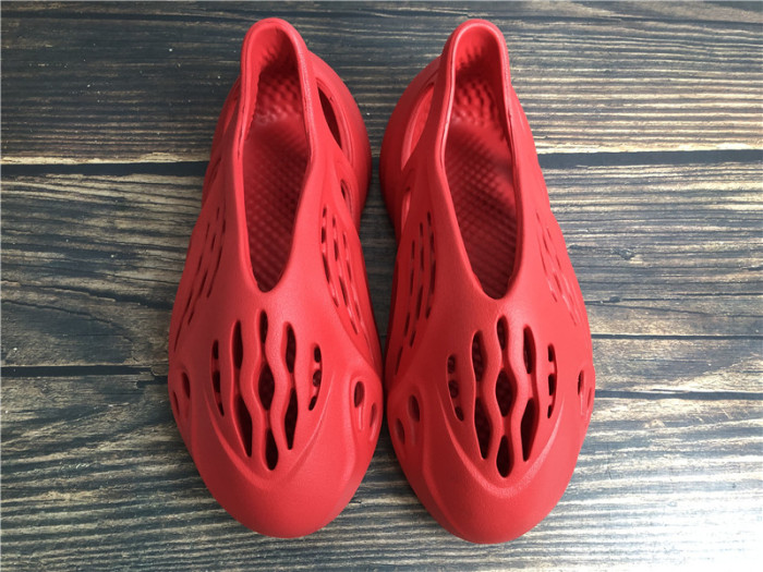 Adidas Yeezy Foam Runner Vermillion CW3355