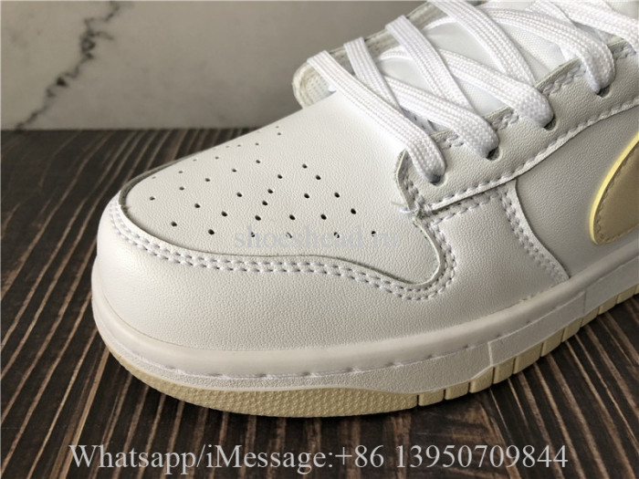 Nike Dunk Low Pearl White