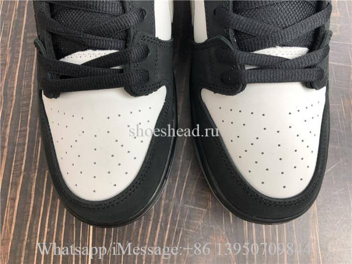 Staple Panda Pigeon x Nike Dunk SB Low Pro OG