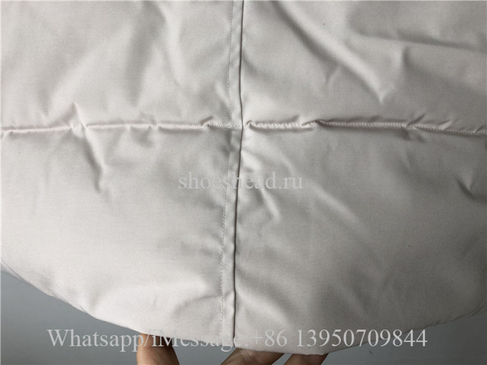 Canada Goose Down Jacket White
