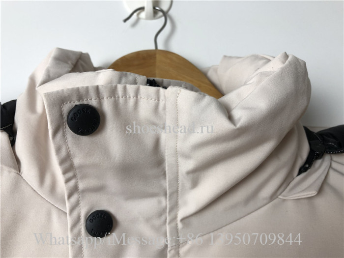 Canada Goose Down Jacket White