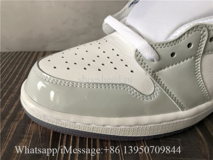 Air Jordan 1 Retro High Zoom R2T