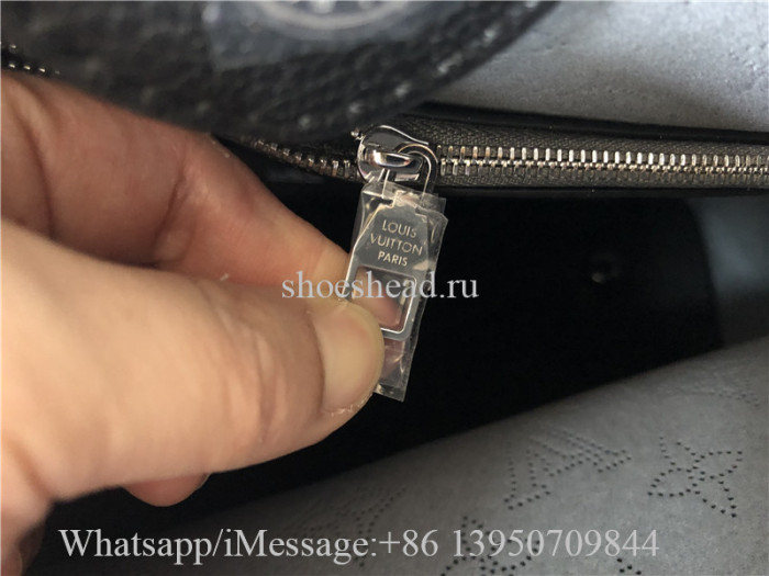 Original Louis Vuitton Carmel Hobo Bag Mahina Leather M52950