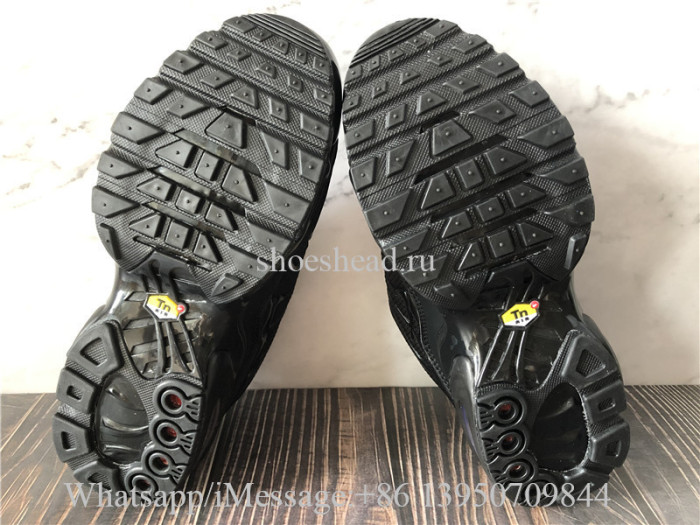 Nike Air Max Plus All Black