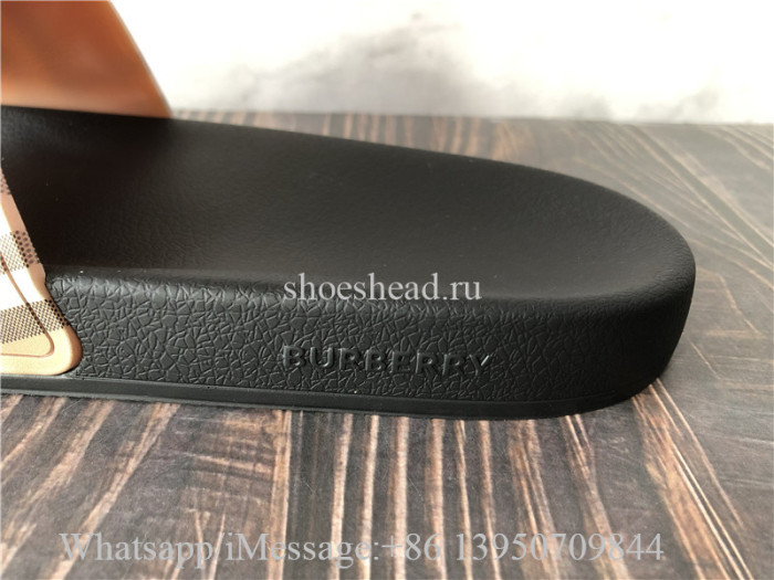 Burberry Furley Vintage Check Slides