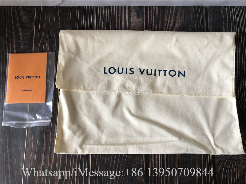 Original Louis Vuitton Aerogram SlingBag M57081