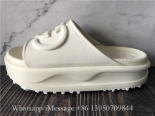 Gucci Women's Slide Sandal With Interlocking G White