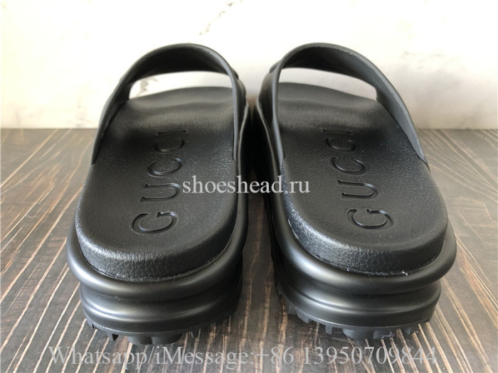 Gucci Women's Slide Sandal With Interlocking G Black