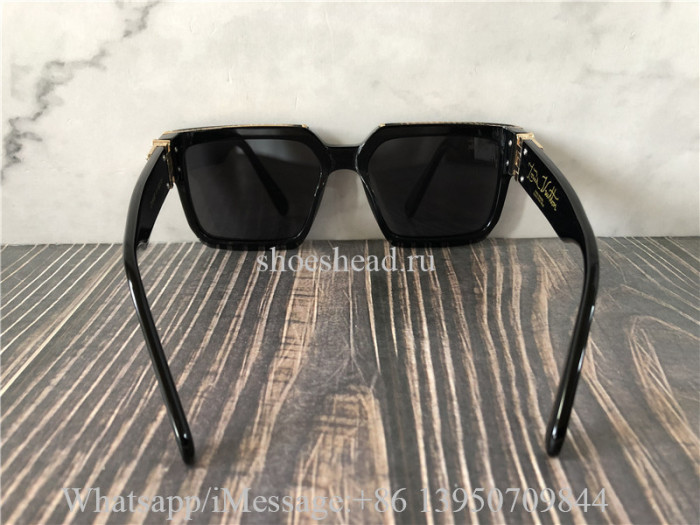 Louis Vuitton Sunglasses 22